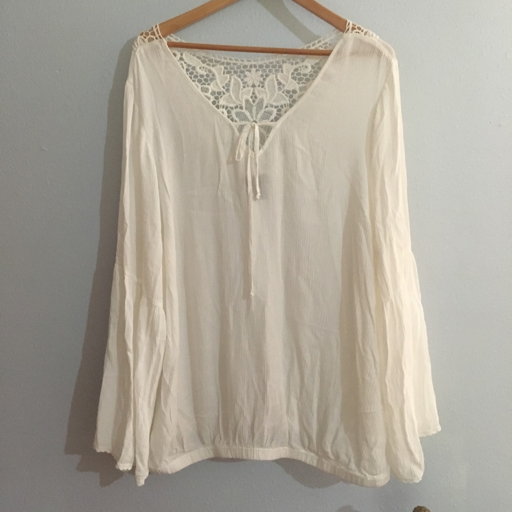 CYBER SALE Torrid blouse size 3 X 🌿☘️🍀🌸